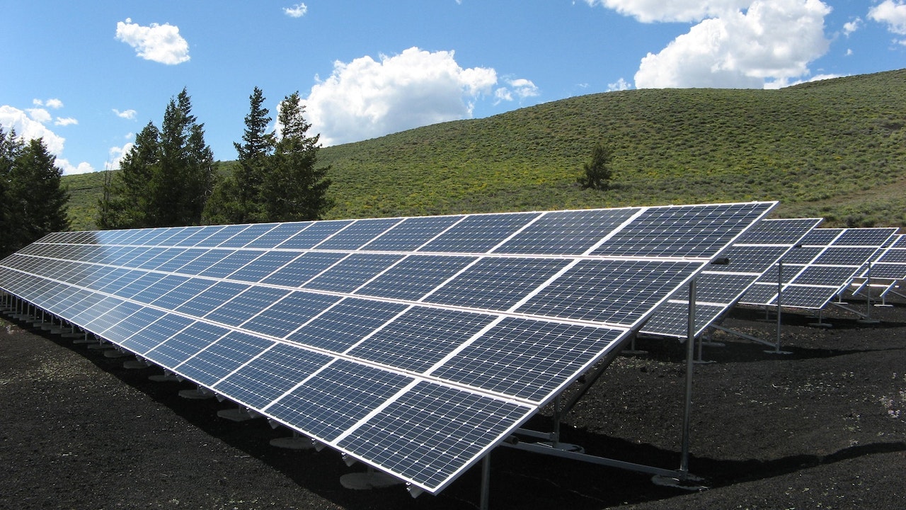 Energia solar: impactos na economia além da conta de luz